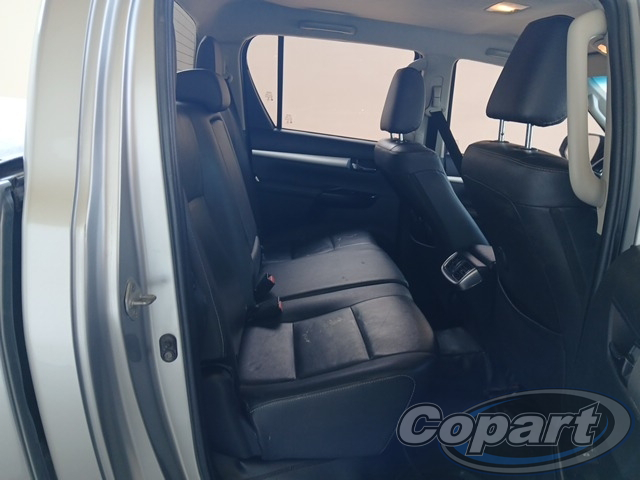 Toyota Hilux SRX 2.8 TDI 4x4 2021
